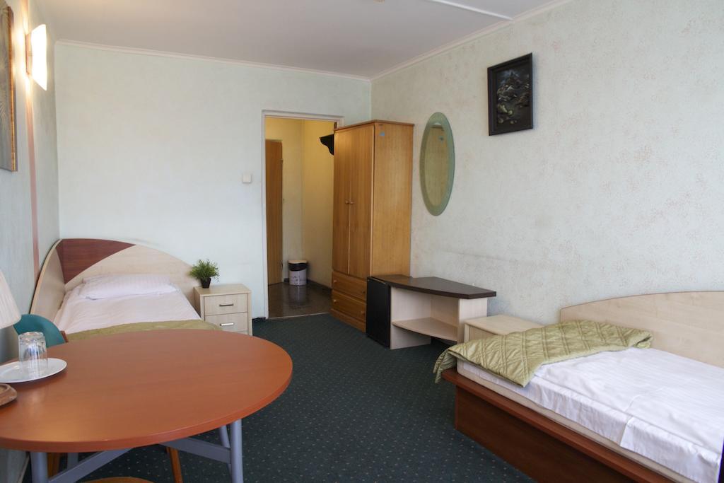 Hotel 212 Warsaw Room photo
