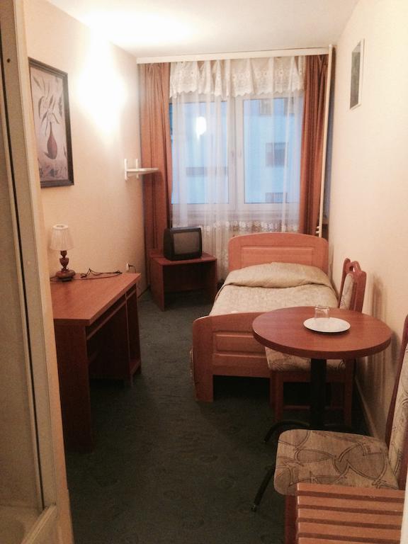 Hotel 212 Warsaw Room photo