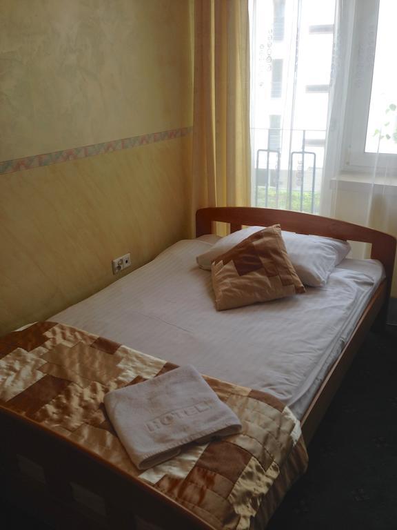 Hotel 212 Warsaw Room photo